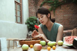 YiTuYu Art Language Vol.9951: Featuring the Stunning Tou He Yi Kou Xue Bi (50P) - image 17