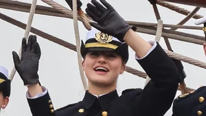 Stunning Viral Photos of Princess Leonor of Spain - image 3