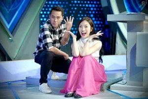 Meet the Beautiful, Supportive Wife of Olympia Host Pham Ngoc Huy - image 0