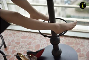 IESS 019 Xiao Liu: Classic Nude Oil Shiny Stockings Volume 2 - image 41
