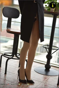 IESS 019 Xiao Liu: Classic Nude Oil Shiny Stockings Volume 2 - image 20