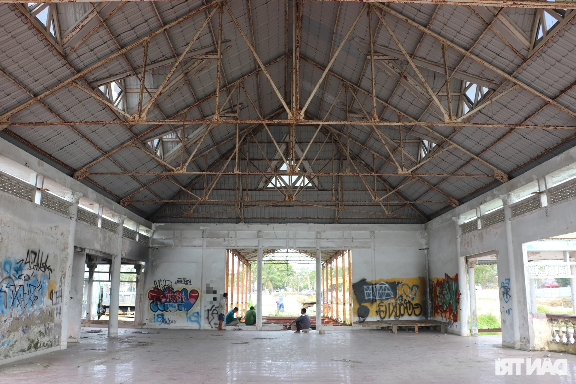 The Ghost Ship of Vinh: The Decay of a Once-Famous Floating Restaurant