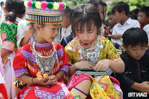 Inauguration of the Dan Tri Charity Project in Scenic Muong Long - image 9
