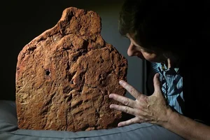 Archaeologists Stunned by Incredible Discovery Inside Ancient Egyptian Tomb - image 4