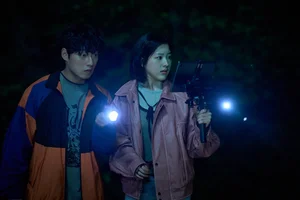 Chilling First Look at Whispering Water: Kim Hye Yoon and Lee Jong Won Star in This Intense New Korean Horror Film Set by a Reservoir - image 5