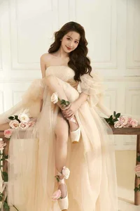 Le Thi Khanh Huyen: The Most Beautiful Photos of the Rising Star - image 12