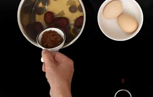 4 Simple Blood-Nourishing Foods for Radiant and Glowing Skin - image 1