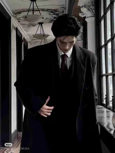 88+ Ultimate Charismatic and Cold CEO Wallpapers: Aesthetic Inspiration - image 9