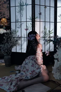 YiTuYu Art Language Vol.9621: Elegant Portrait Photography of Yyy - image 1