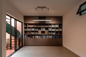 Innovative Tube House Design Frames the Sky with Stunning Courtyard - image 6