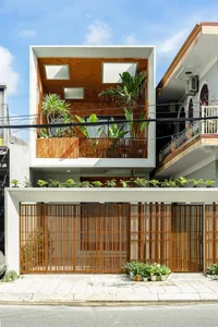 Innovative Tube House Design Frames the Sky with Stunning Courtyard - image 2