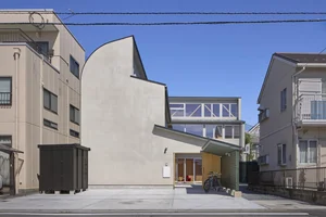Modern 103m2 L-Shaped Japanese Home: Innovative Architecture for a Large Family - image 12