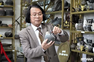 Vietnamese Teacher Sets National Record with Extraordinary Collection - image 4