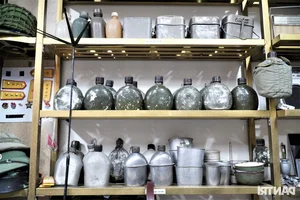 Vietnamese Teacher Sets National Record with Extraordinary Collection - image 8