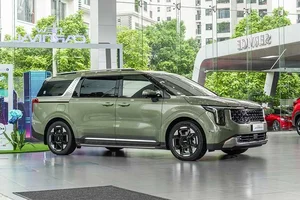 Hybrid Car Prices Drop in Vietnam Amid Global Fuel Market Fluctuations - image 11