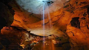 Exploring Mammoth Cave: A Deep Dive into the World's Longest Cave System - image 6