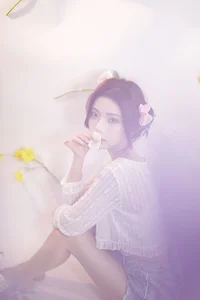 YiTuYu Art Language Vol.7324 Featuring the Elegant Rong Rong Photography Collection - image 26