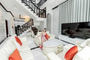 Inside the Stunning 10 Billion VND Luxury Villa of Miss Phan Thi Mo - image 5