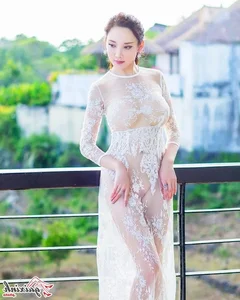 Zhou Yan Xi Showcases High-Fashion Lingerie and Bikini Trends - image 29