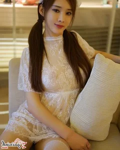 Zhou Yan Xi Showcases High-Fashion Lingerie and Bikini Trends - image 27