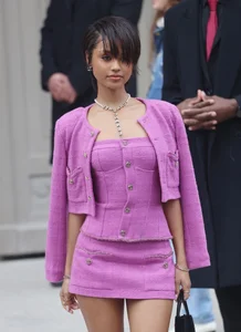 Jennie Absent, Wang Yibo Stuns as 'Male God' at Chanel Fashion Show - image 7