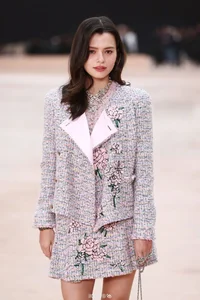 Jennie Absent, Wang Yibo Stuns as 'Male God' at Chanel Fashion Show - image 6