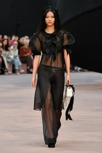 Jennie Absent, Wang Yibo Stuns as 'Male God' at Chanel Fashion Show - image 22