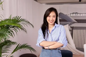 MC Khanh Vy: Gen Z Icon, Luxury Car Owner, and Powerful Family Background - image 3