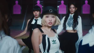 K-Pop Battle: Rosé, Jisoo, and Twice Return as NewJeans Drops Shocking News - image 12