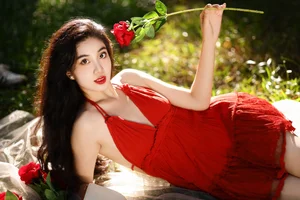 Exquisite Portrait Photography: YiTuYu Art Language Vol.9562 Featuring Jue Wei Xiao Shi - image 0