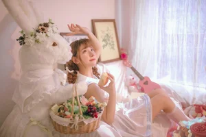 Artistic Portraiture: YiTuYu Art Language Vol.5670 Featuring Xiao Xiao Xia - image 7