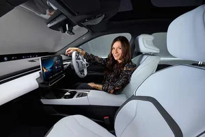 2026 BMW i3 Electric Reveal: Breakthrough 900km Range - image 4