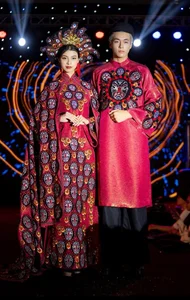 HUTECH Students Impress with Debut Fashion Show Honoring Vietnamese Costumes - image 8