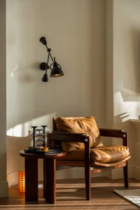 Elegant 109 sqm Apartment Blending Classic Charm and Modern Design - image 10