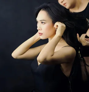 Vietnamese Celebrity Updates: My Tam's Glamour and Lan Phuong's Hanoi Life - image 3