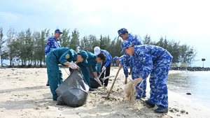 Vietnamese Fishermen Sign Strict Commitments to Combat IUU Fishing - image 2