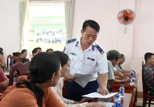 Vietnamese Fishermen Sign Strict Commitments to Combat IUU Fishing - image 0
