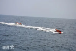 Vietnam and China Coast Guards Conduct Joint Maritime Training Exercises - image 4