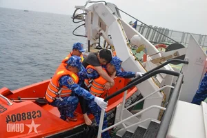 Vietnam and China Coast Guards Conduct Joint Maritime Training Exercises - image 0
