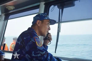 Vietnam and China Coast Guards Conduct Joint Maritime Training Exercises - image 9
