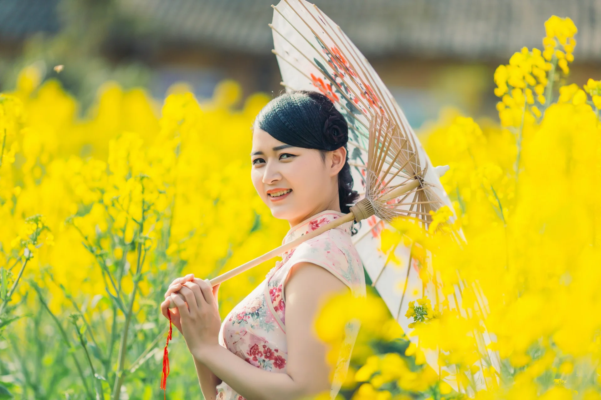 Yituyu In the Flower Field Photography: A Scenic Spring Journey