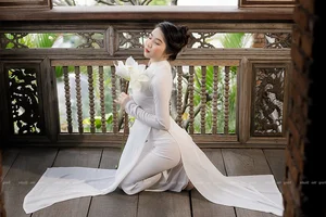 Elegant Portrait Gallery of the Gentle and Beautiful Nguyen Ha Phuong - image 29