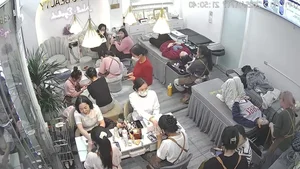 Busy Nail Salons Work Overtime to Meet High Holiday Beauty Demand - image 7