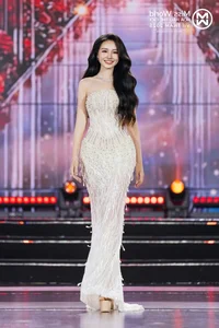 Phan Phuong Oanh Crowned Miss World Vietnam 2025 in Stunning Finale - image 6