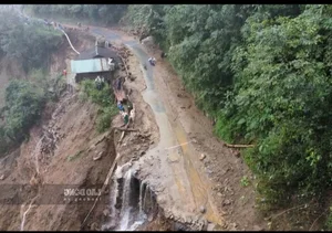 Lao Cai Traffic Critical Amidst 5,000 Landslide Points This Flood Season - image 0