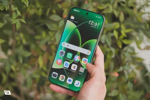 Xiaomi's Best Compact Flagship: Premium Design and Powerful Performance - image 0