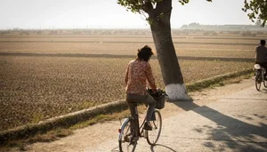 Rare Photos of Rural North Korea: A Glimpse into the Countryside's Hidden Landscapes - image 7