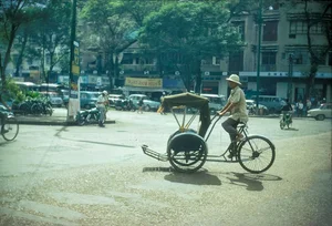 Historic Photos of Saigon's Most Beautiful Boulevard: A Nostalgic Journey - image 2