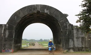 Exploring the Architectural Wonder of the UNESCO-Recognized Citadel of the Ho Dynasty - image 3