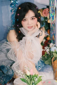 YiTuYu Art Language Vol.6479: Featuring the Elegant Xiao Ou O in Nature - image 6
